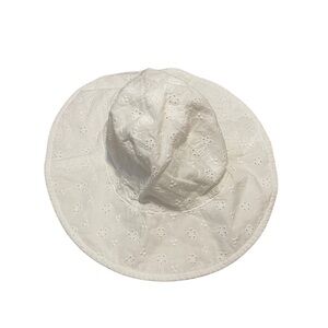 White Eyelet Velcro Sun Hat